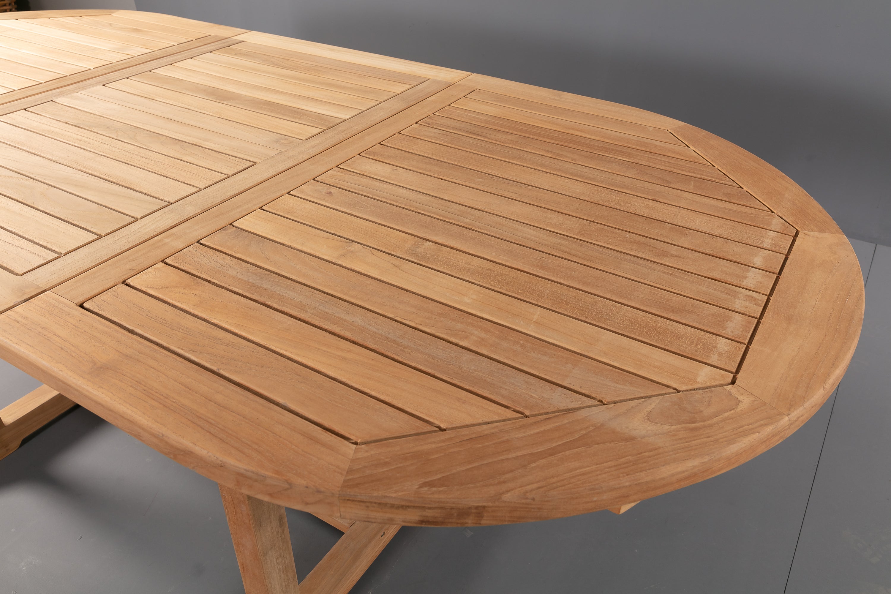 Dora Dining Table
