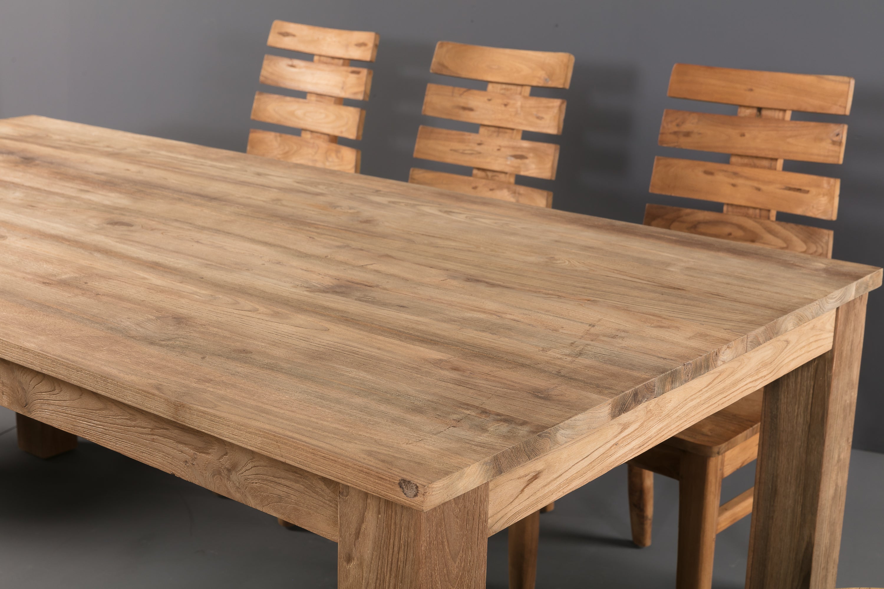 Oslo Table